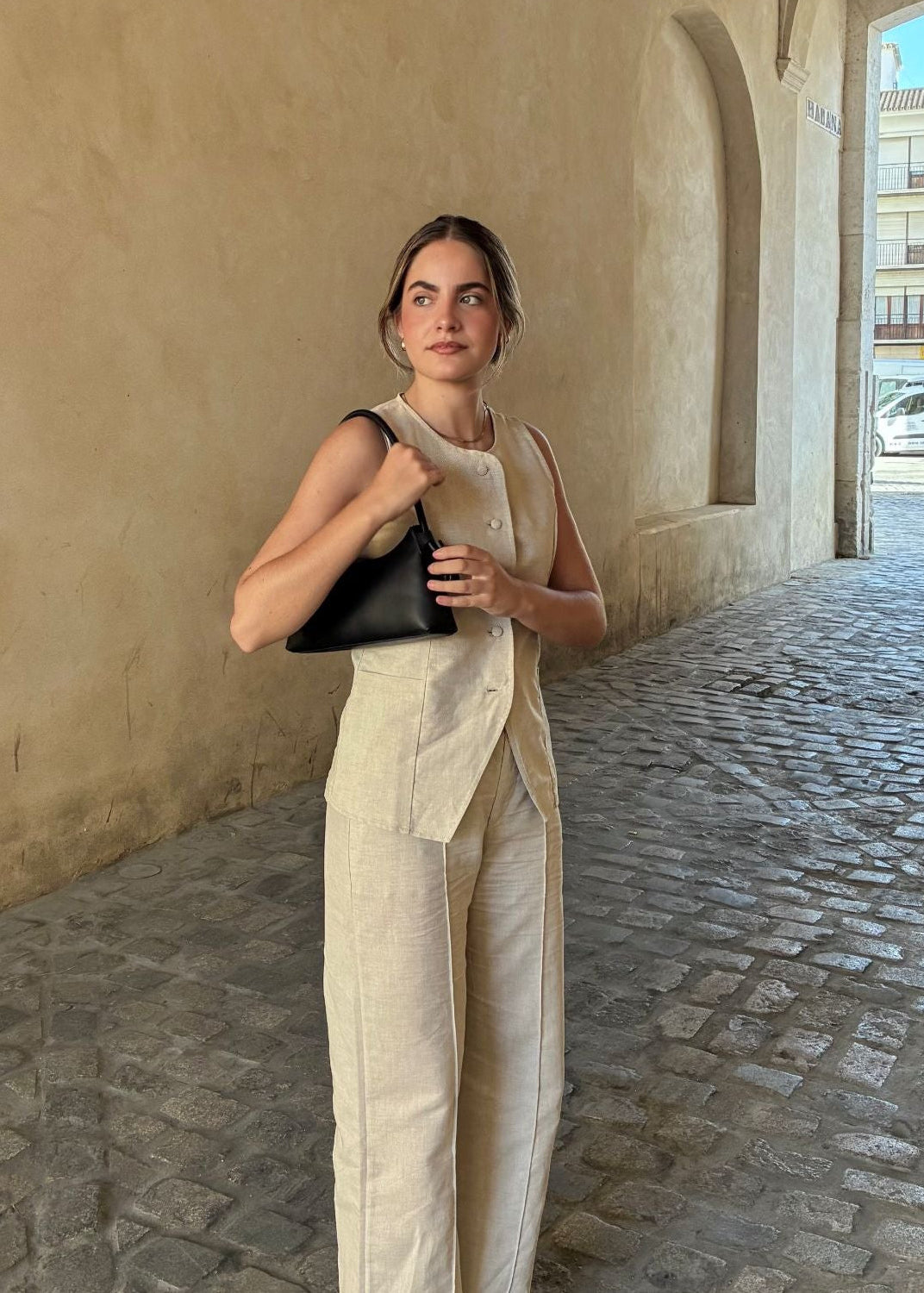 Sienna beige trousers for woman