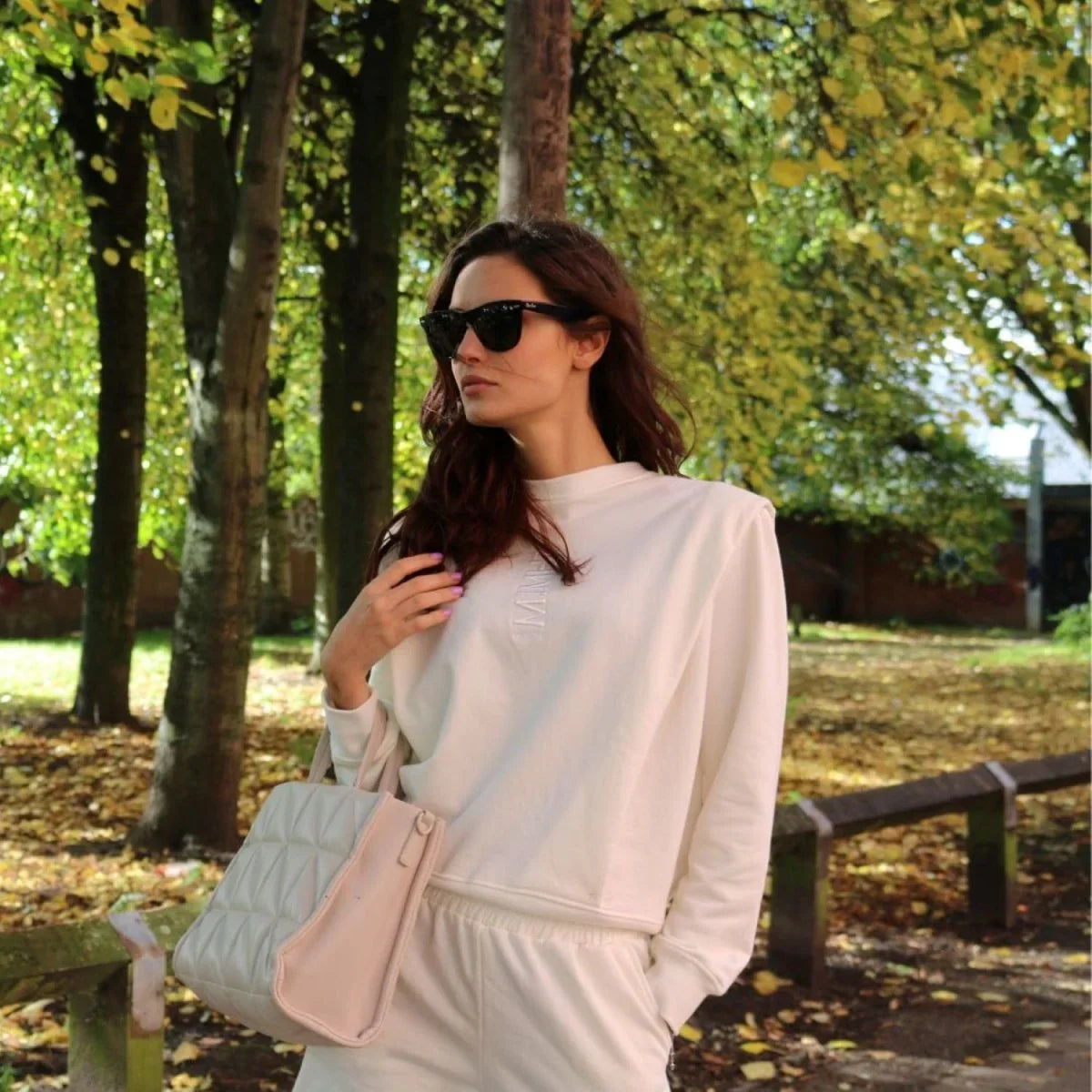 Padded Shoulder Lauper Sweatshirt – White - MIMHI MAISON