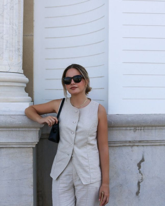 Casual chic vest for woman 